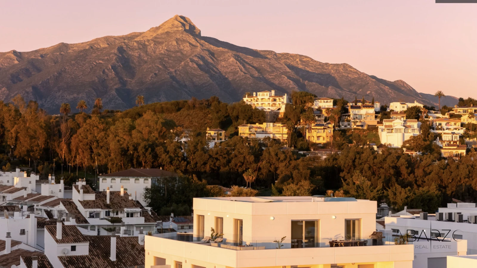 Penthouse with Sea Views and Large Terrace in La Campana, Nueva Andalucía — interior, Nueva Andalucía, Marbella (32 of 35)
