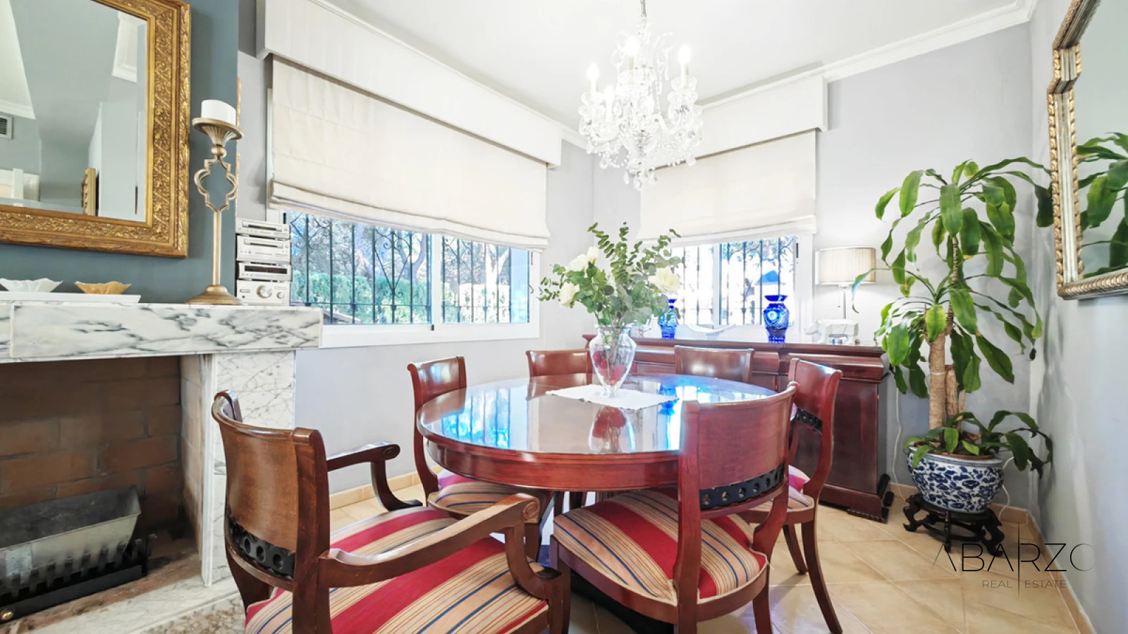 Villa for sale in Marbesa, Marbella with private pool and sea views — interior, Marbella East, Marbella (14 of 20)