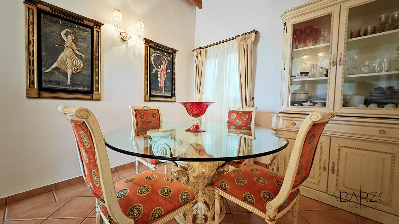 Villa for sale in Marbesa, Marbella with private pool and sea views — interior, Marbella East, Marbella (6 of 20)