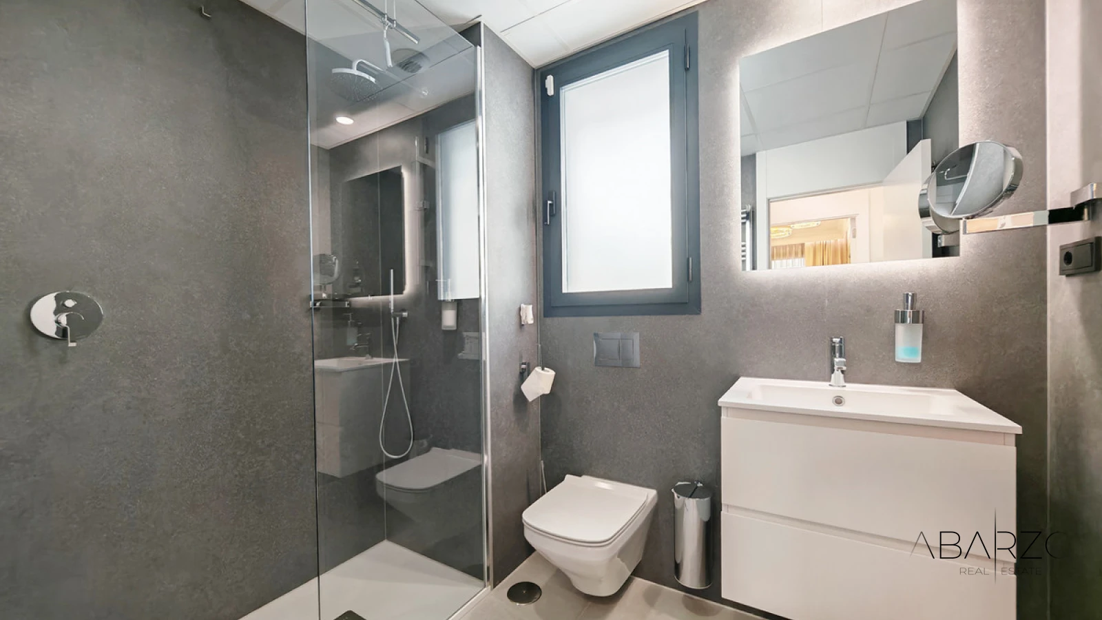 Penthouse for sale in Marbella with sea views, 3 bedrooms, and private garage — interior, Marbella Centro, Marbella (21 of 21)