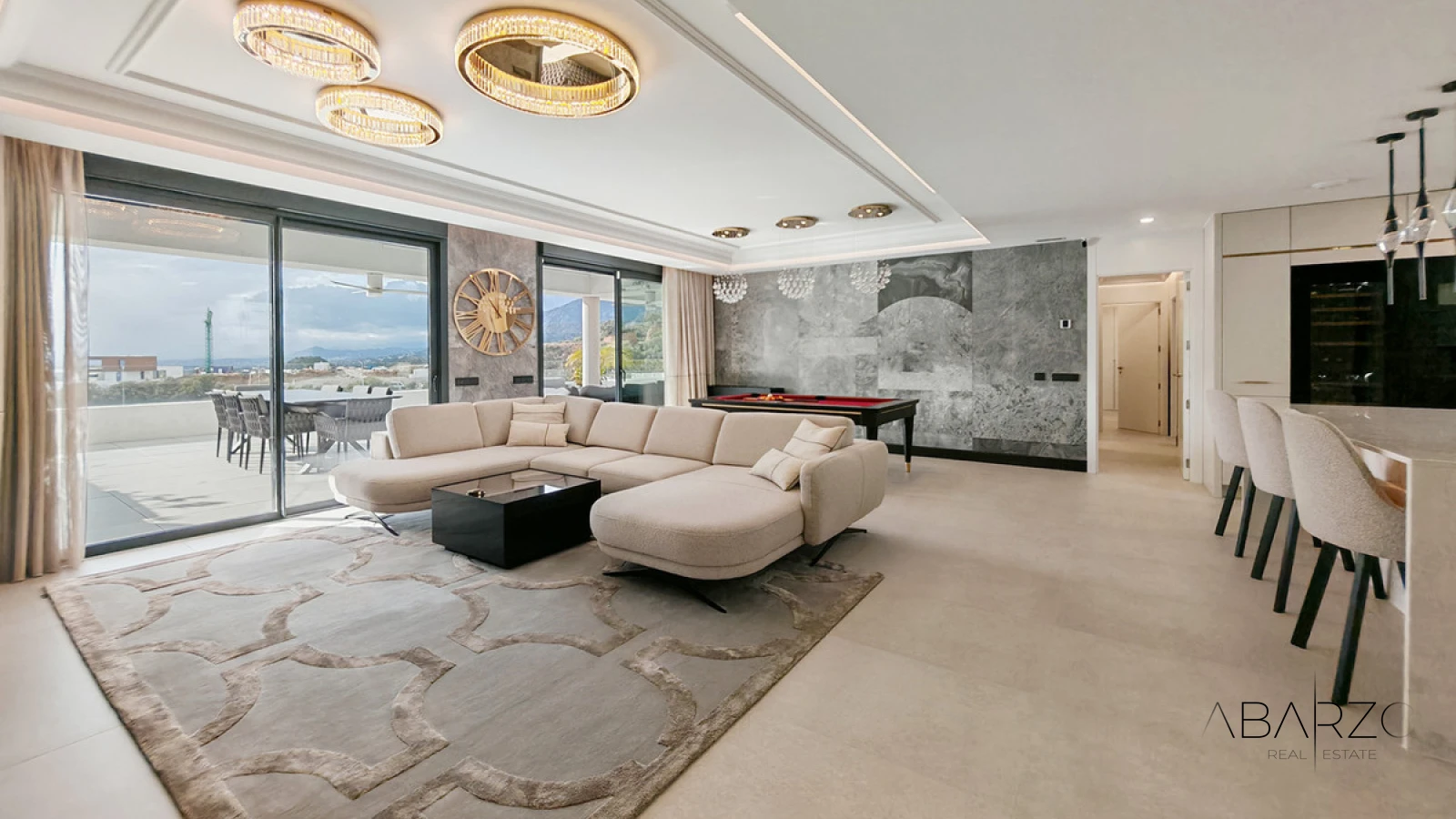 Penthouse for sale in Marbella with sea views, 3 bedrooms, and private garage — interior, Marbella Centro, Marbella (5 of 21)
