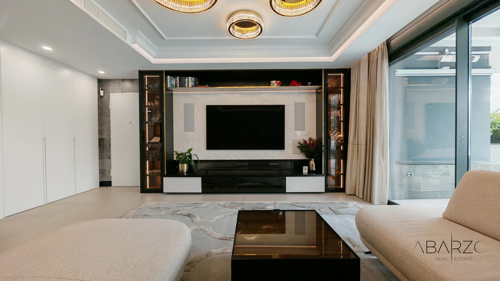 Penthouse for sale in Marbella with sea views, 3 bedrooms, and private garage — interior, Marbella Centro, Marbella (8 of 21)