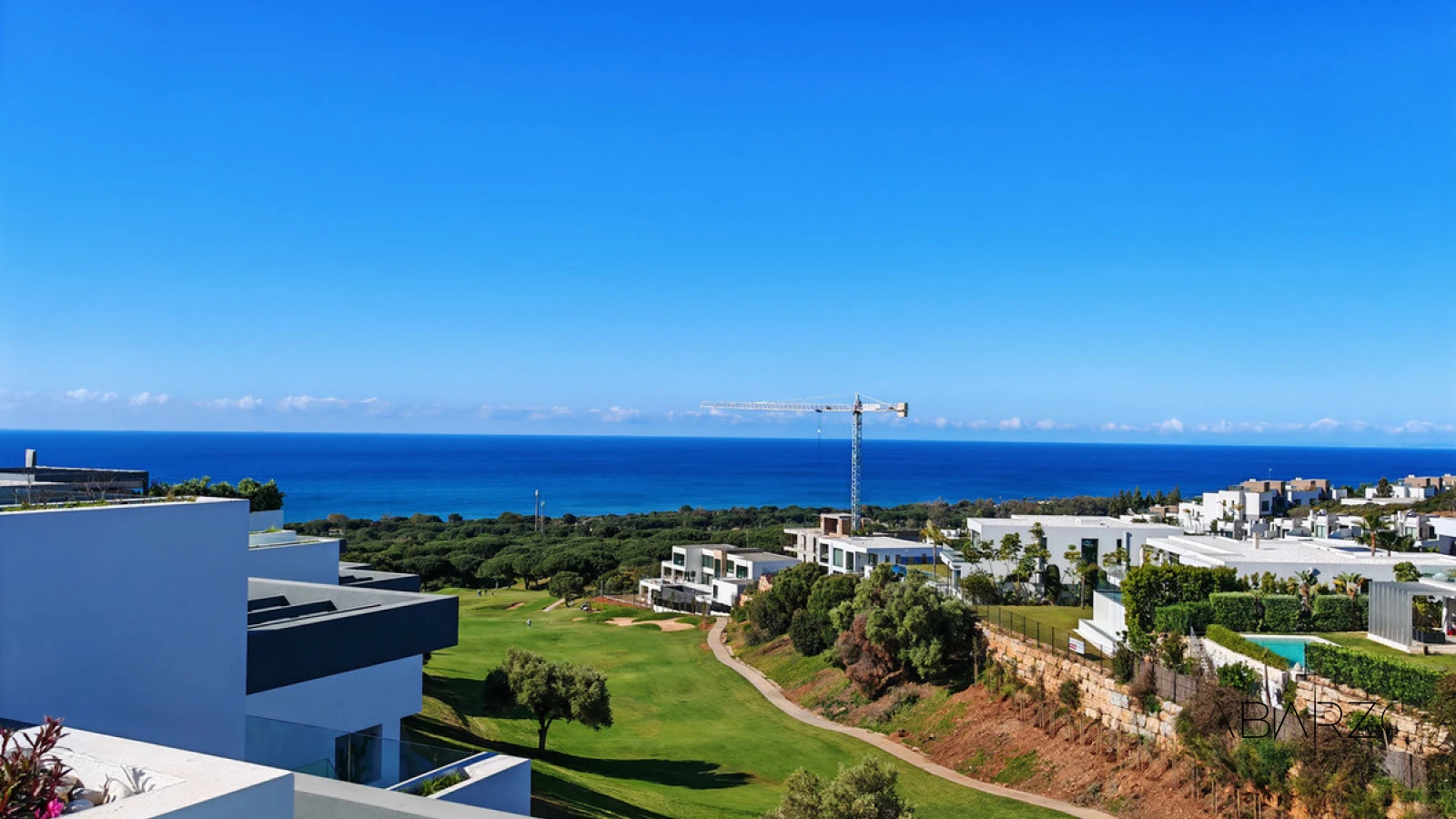 Penthouse for sale in Cabopino, Marbella with sea views and communal pool — interior, Marbella East, Marbella (2 of 29)