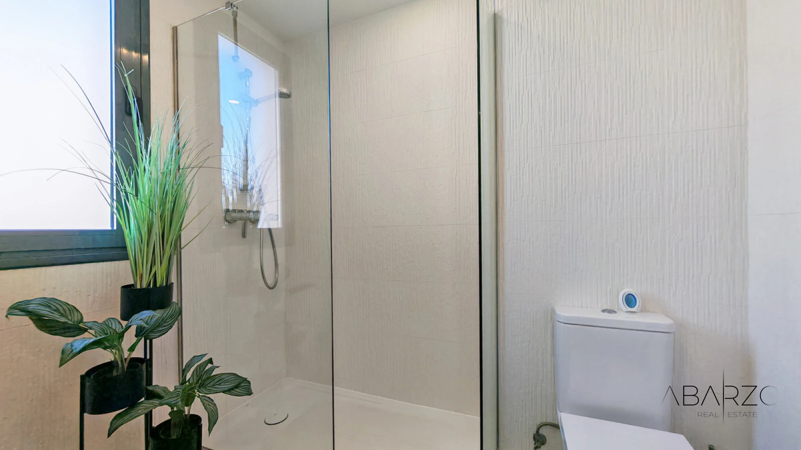 Penthouse for sale in Cabopino, Marbella with sea views and communal pool — interior, Marbella East, Marbella (16 of 29)