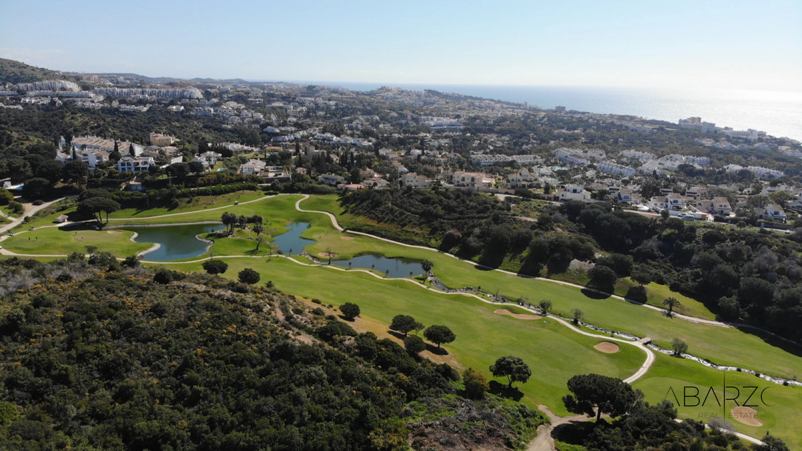 Penthouse for sale in Cabopino, Marbella with sea views and communal pool — interior, Marbella East, Marbella (28 of 29)