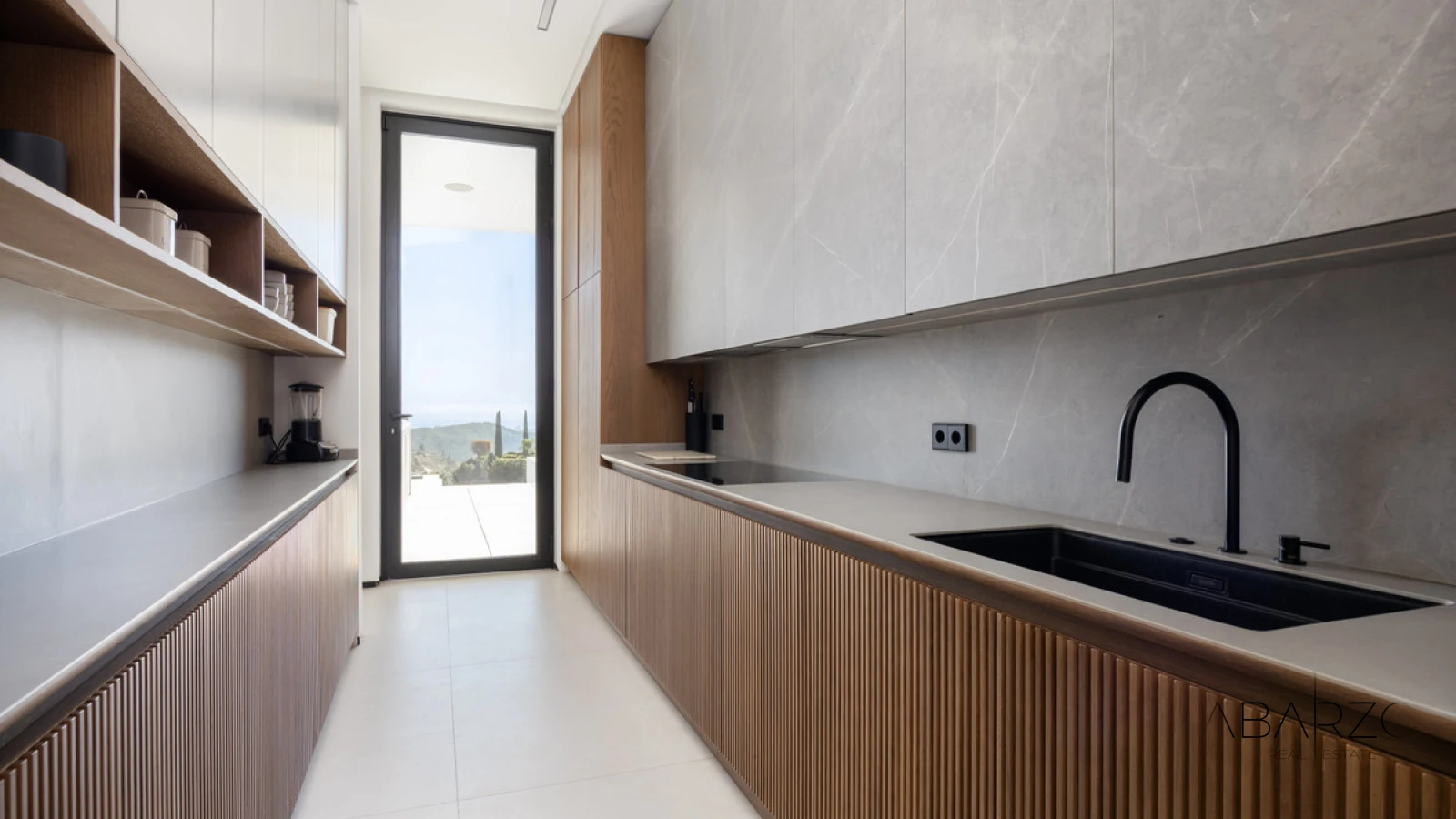 Contemporary Villa with Outdoor and Indoor Pool and Panoramic Views in El Madroñal, Benahavis — interior, el-madronal, Benahavís (25 of 49)