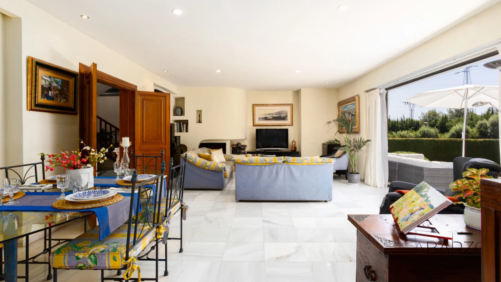 7 Bedroom Villa in Nagueles, Marbella Golden Mile with Pool and Garden — interior, Golden Mile, Marbella (10 of 47)