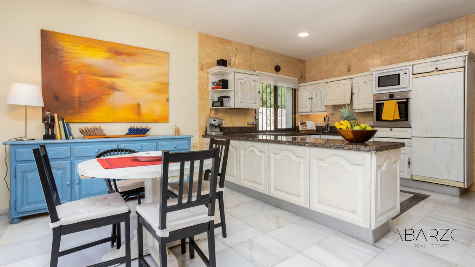 7 Bedroom Villa in Nagueles, Marbella Golden Mile with Pool and Garden — interior, Golden Mile, Marbella (11 of 47)
