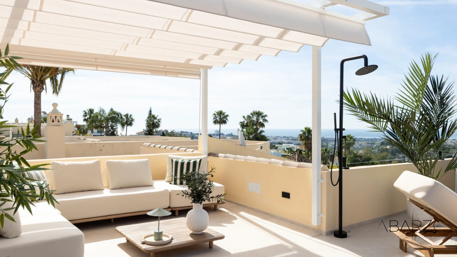 Townhouse with Sea Views and Smart Home Technology in La Quinta, Benahavís — luxury property for sale in La Quinta, Benahavís