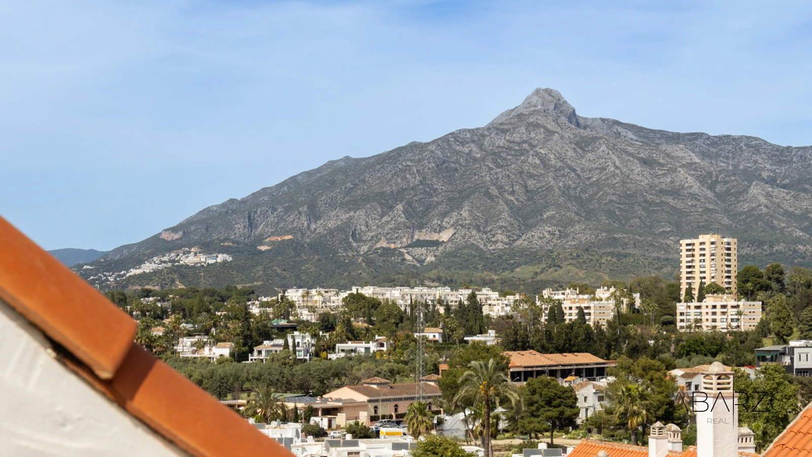 Stunning Duplex Penthouse in Nueva Andalucía with Sea Views and Terraces — interior, Nueva Andalucía, Marbella (24 of 26)