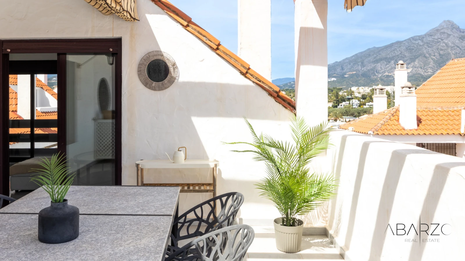 Stunning Duplex Penthouse in Nueva Andalucía with Sea Views and Terraces — interior, Nueva Andalucía, Marbella (18 of 26)