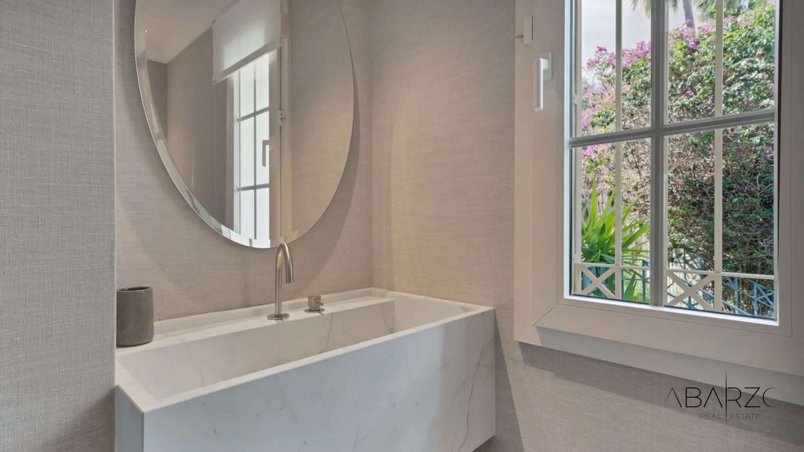 Villa adosada con piscina privada cerca de la playa y Puerto Banús — interior, Puerto Banús, Marbella (40 of 46)