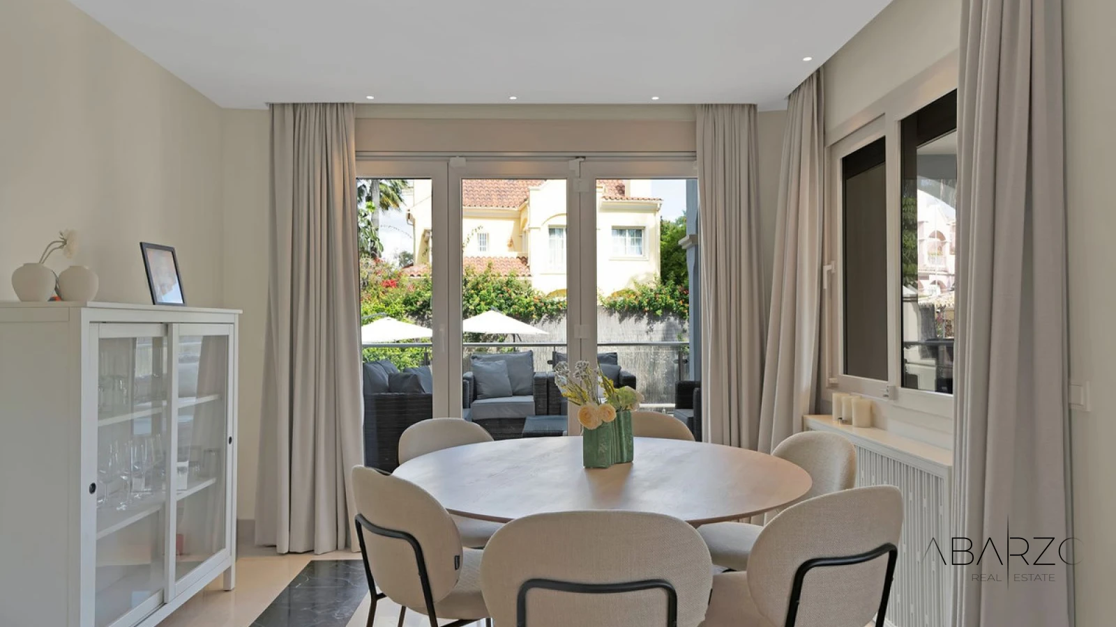 Villa adosada con piscina privada cerca de la playa y Puerto Banús — interior, Puerto Banús, Marbella (10 of 46)