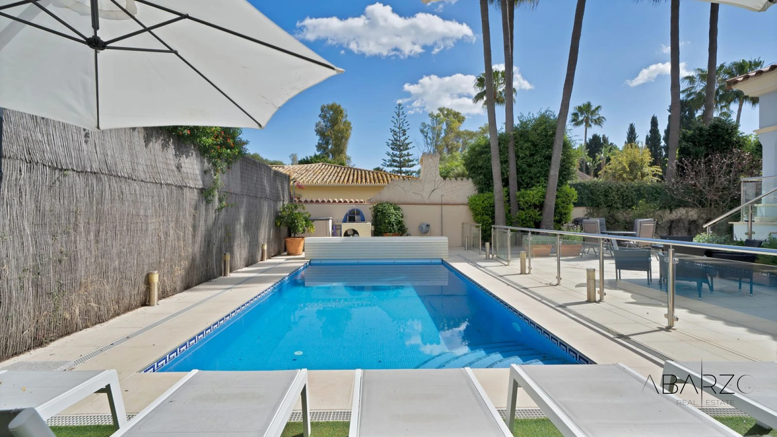Villa adosada con piscina privada cerca de la playa y Puerto Banús — interior, Puerto Banús, Marbella (5 of 46)