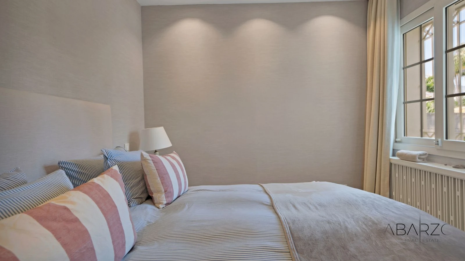 Villa adosada con piscina privada cerca de la playa y Puerto Banús — interior, Puerto Banús, Marbella (37 of 46)