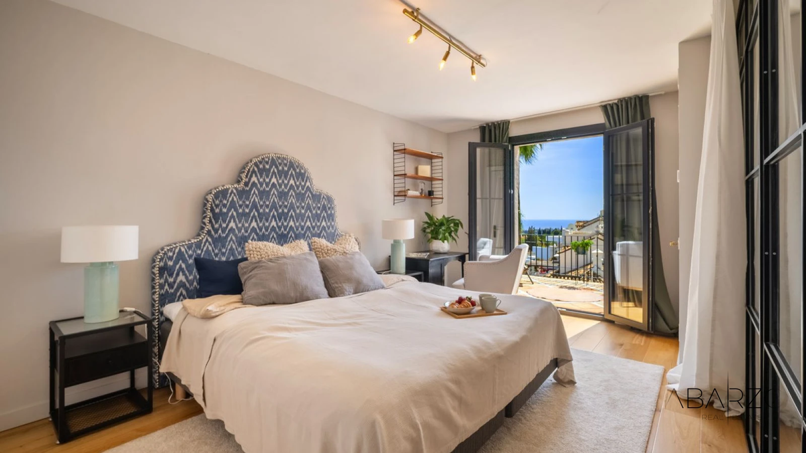 Andalusian Townhouse with Sea Views in The Golden Mile, Marbella — interior, Marbella Centro, Marbella (21 of 45)