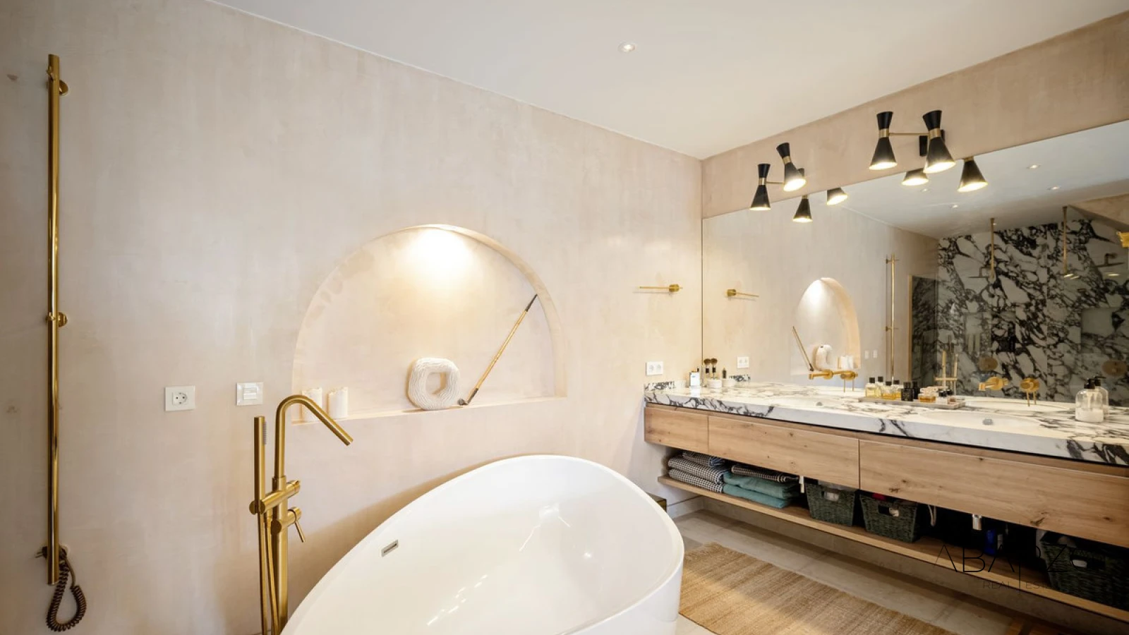 Andalusian Townhouse with Sea Views in The Golden Mile, Marbella — interior, Marbella Centro, Marbella (28 of 45)