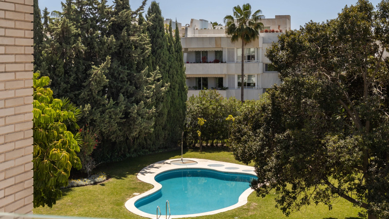 Duplex Apartment with Terrace and Rooftop Solarium in Golf Valley, Nueva Andalucía — interior, Nueva Andalucía, Marbella (22 of 26)