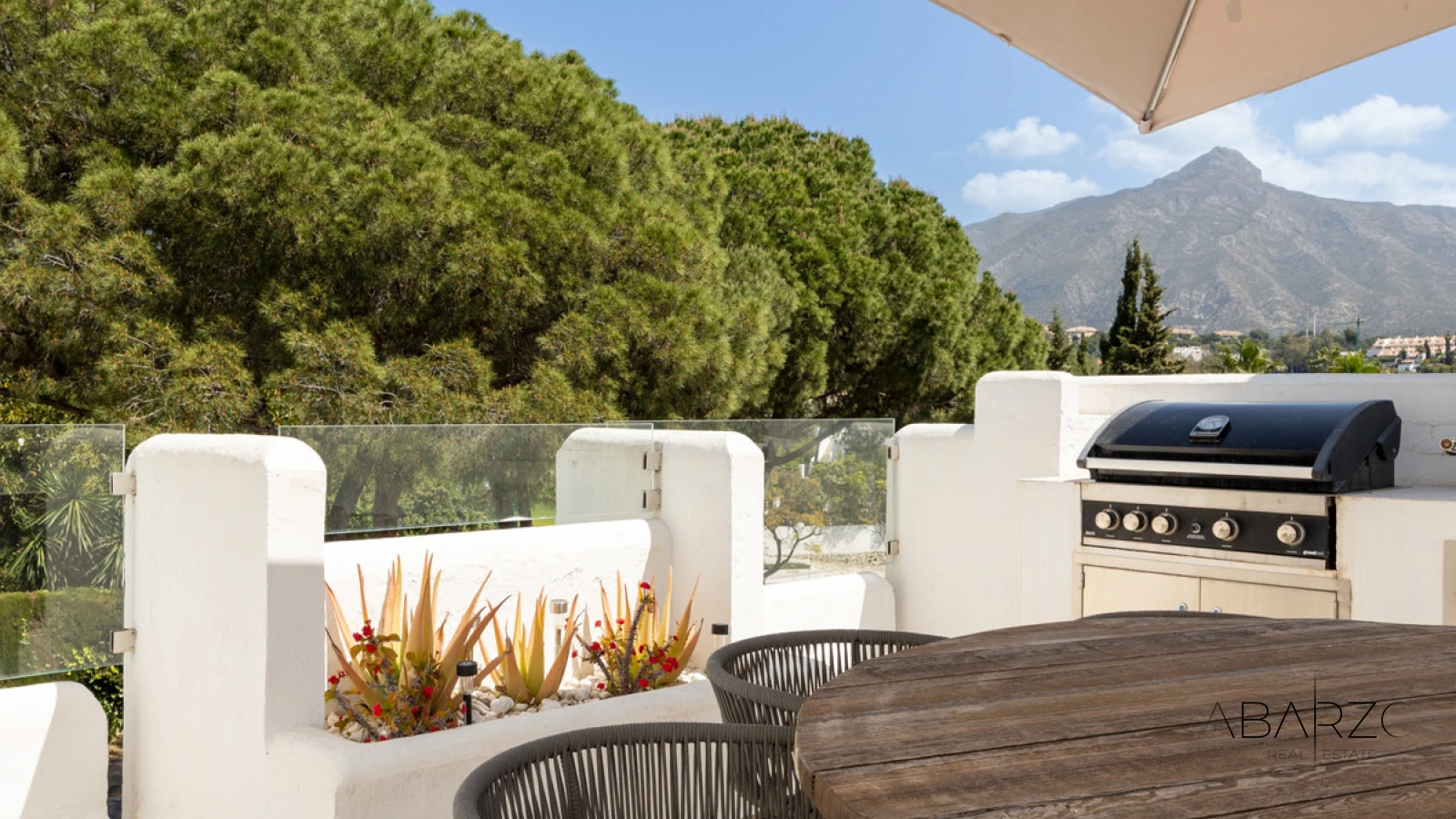 Duplex Apartment with Terrace and Rooftop Solarium in Golf Valley, Nueva Andalucía — interior, Nueva Andalucía, Marbella (18 of 26)