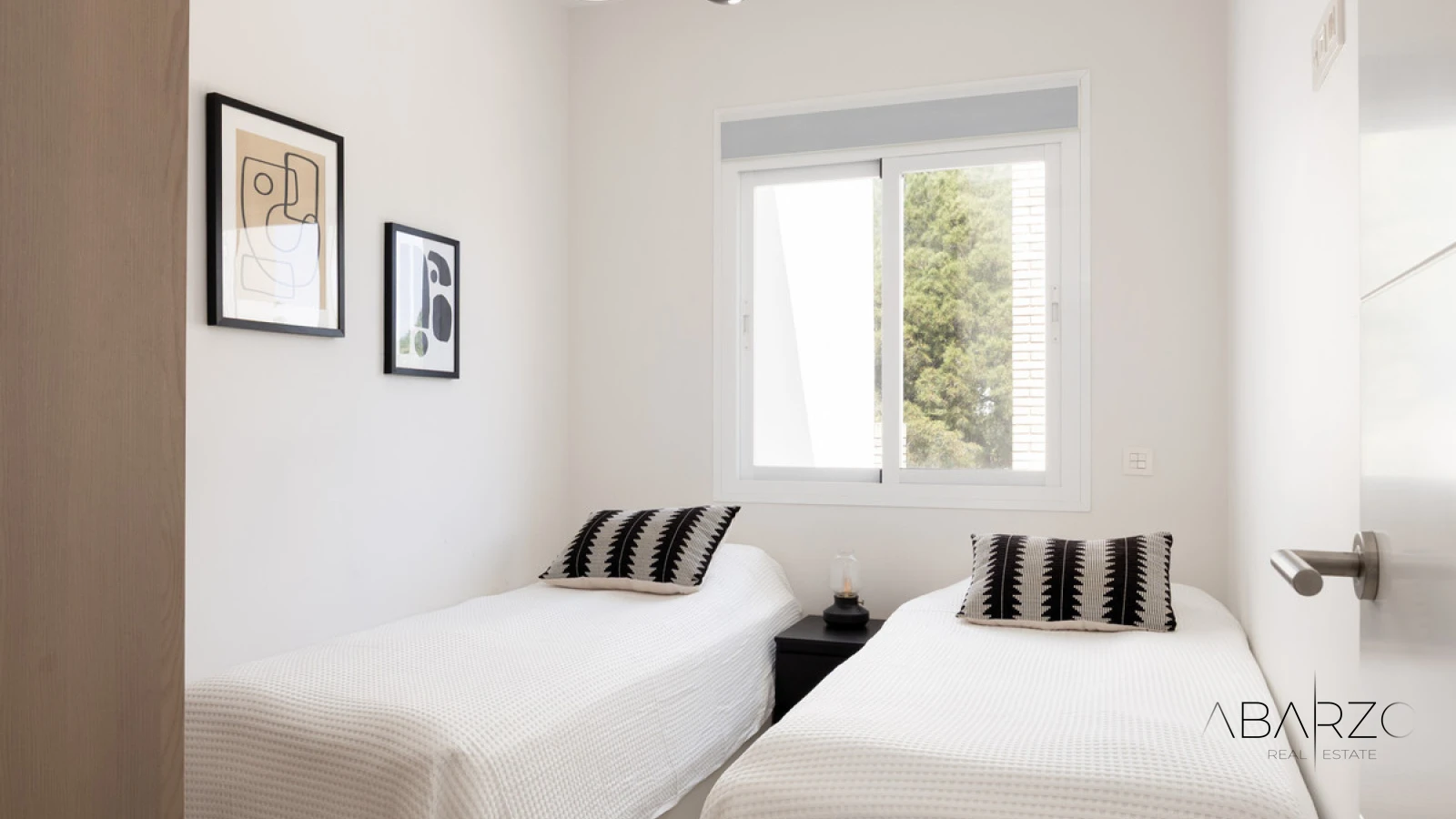 Duplex Apartment with Terrace and Rooftop Solarium in Golf Valley, Nueva Andalucía — interior, Nueva Andalucía, Marbella (14 of 26)
