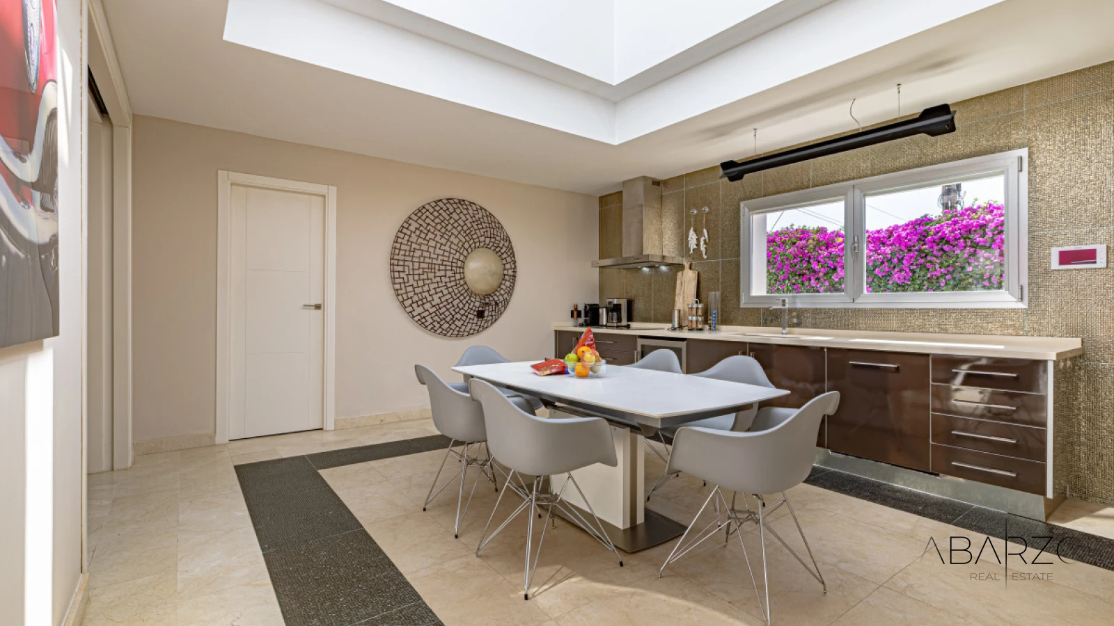 Villa contemporánea con piscina privada y jardín en El Rosario, Marbella — interior, Marbella Centro, Marbella (14 of 27)