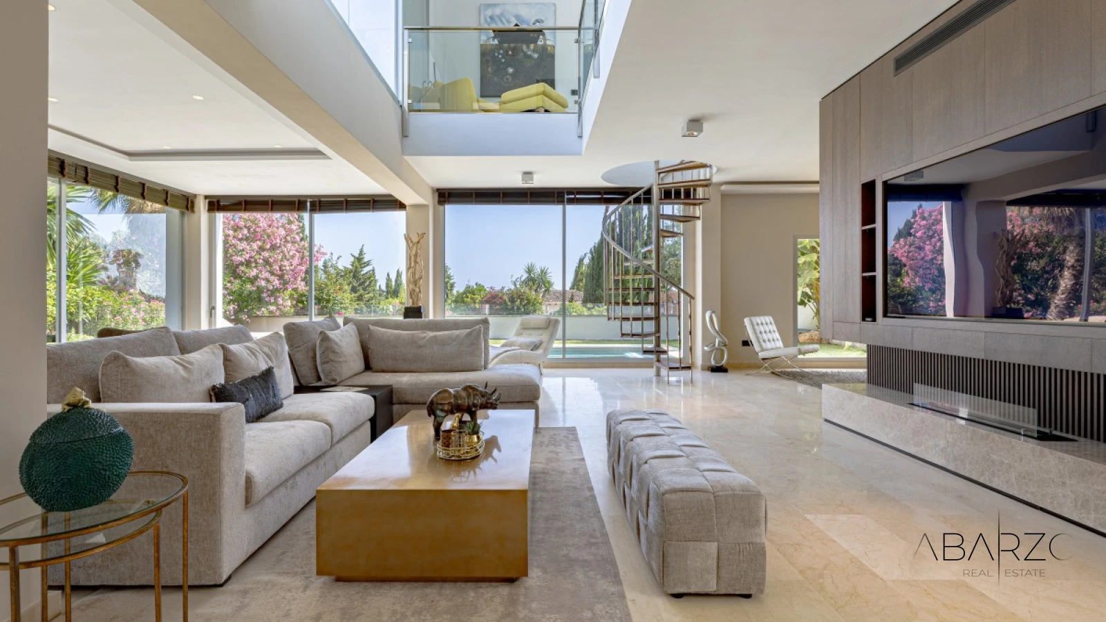 Villa contemporánea con piscina privada y jardín en El Rosario, Marbella — interior, Marbella Centro, Marbella (6 of 27)