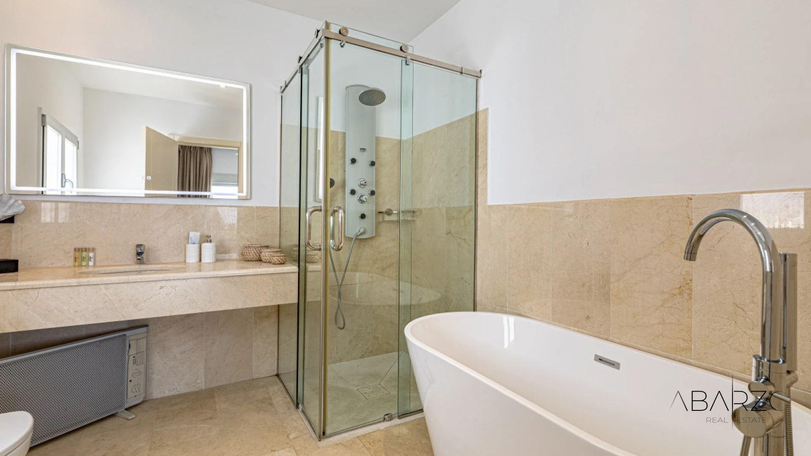 Villa contemporánea con piscina privada y jardín en El Rosario, Marbella — interior, Marbella Centro, Marbella (24 of 27)