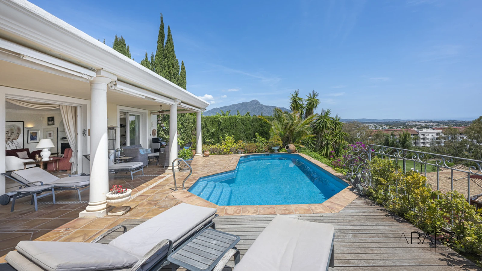 Villa con vistas panorámicas al mar en El Herrojo Alto, Benahavís — interior, La Heredia, Benahavís (6 of 49)