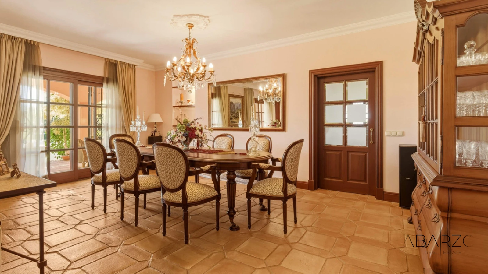 Villa with Panoramic Sea Views in El Herrojo Alto, Benahavís — interior, La Quinta, Benahavís (10 of 43)