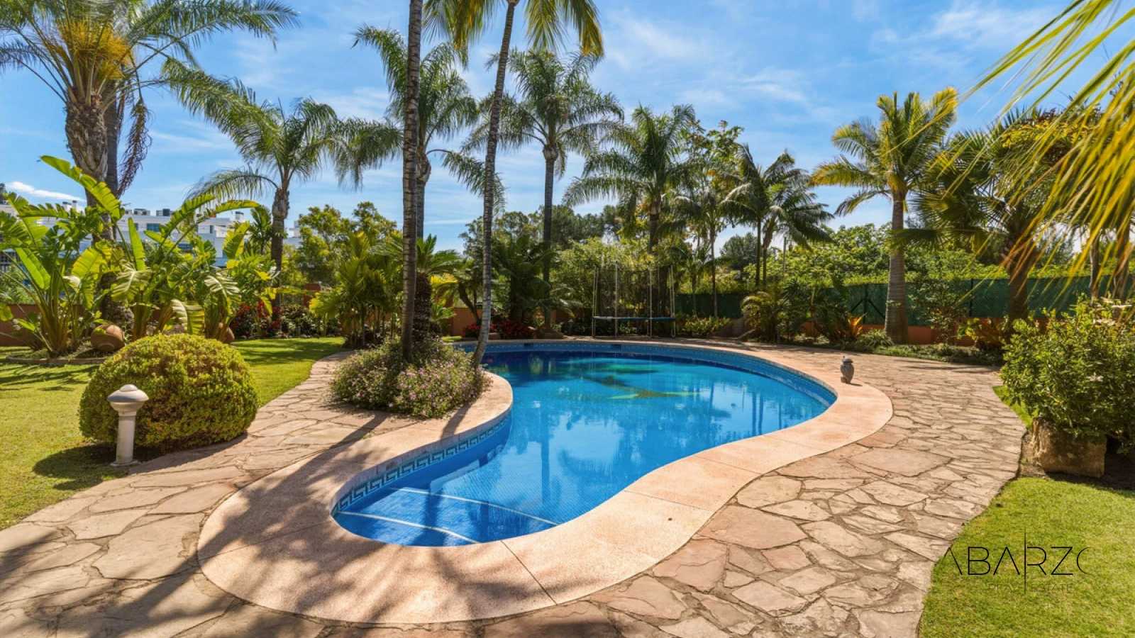 Villa with Panoramic Sea Views in El Herrojo Alto, Benahavís — interior, La Quinta, Benahavís (2 of 43)