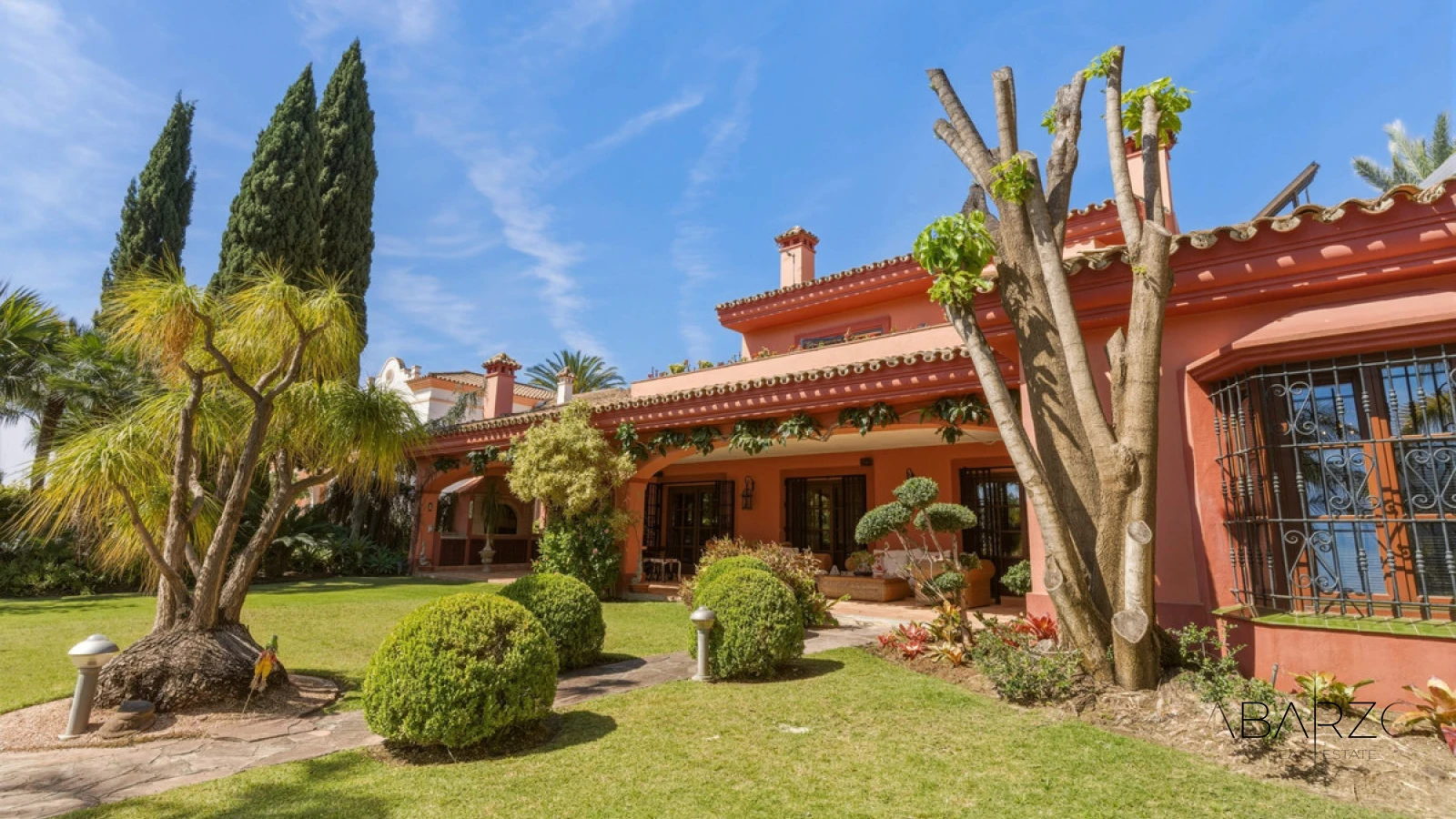 Villa with Panoramic Sea Views in El Herrojo Alto, Benahavís — interior, La Quinta, Benahavís (4 of 43)