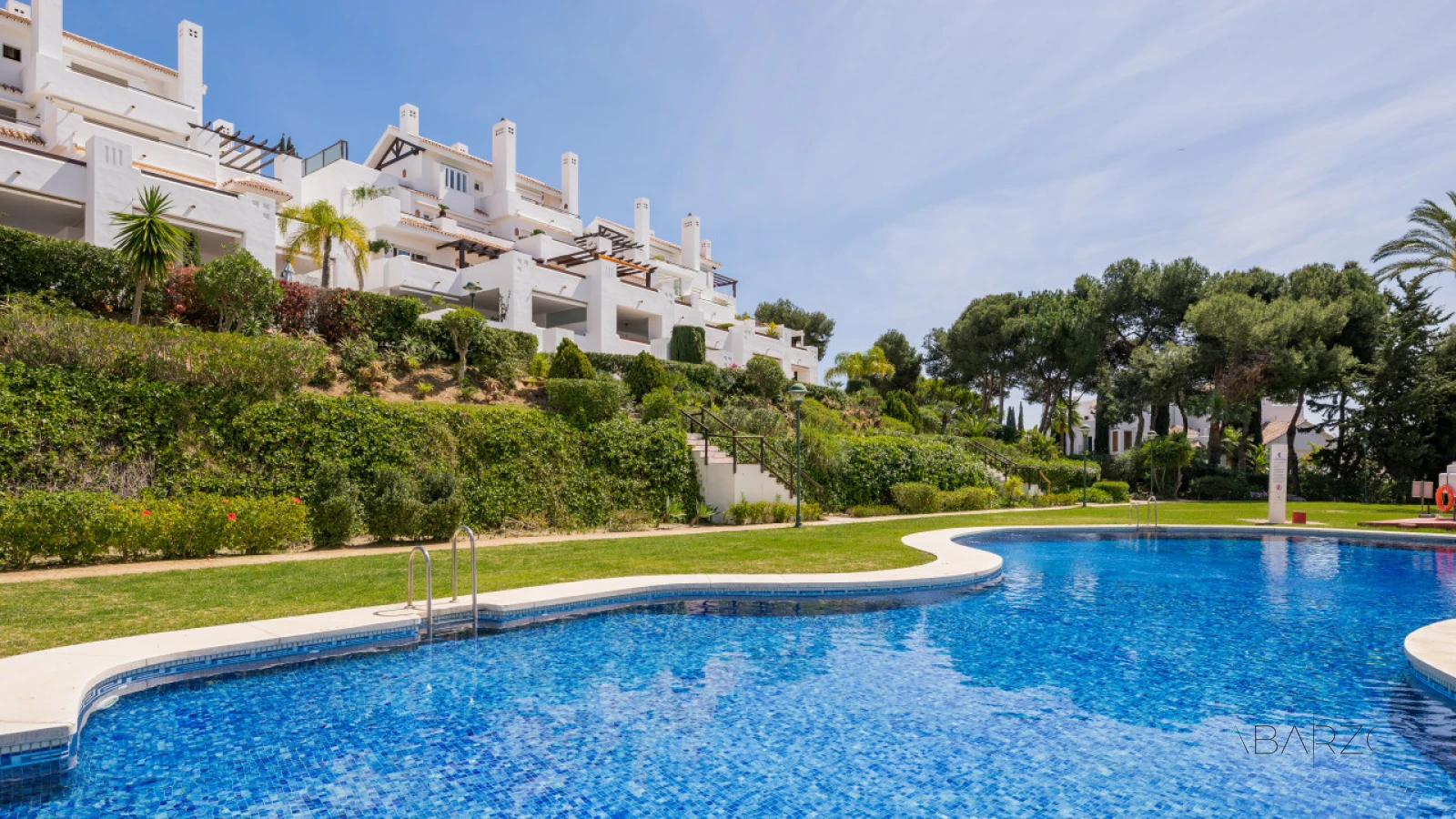 Apartamento en Los Monteros, Marbella con vistas al mar — interior, Marbella East, Marbella (32 of 39)