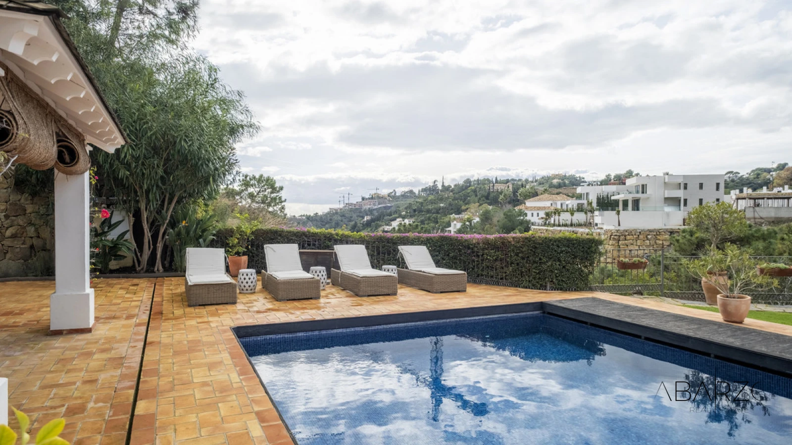 Exclusive villa in El Madroñal, Benahavís with sea and mountain views — interior, El Madroñal, Benahavís (4 of 46)