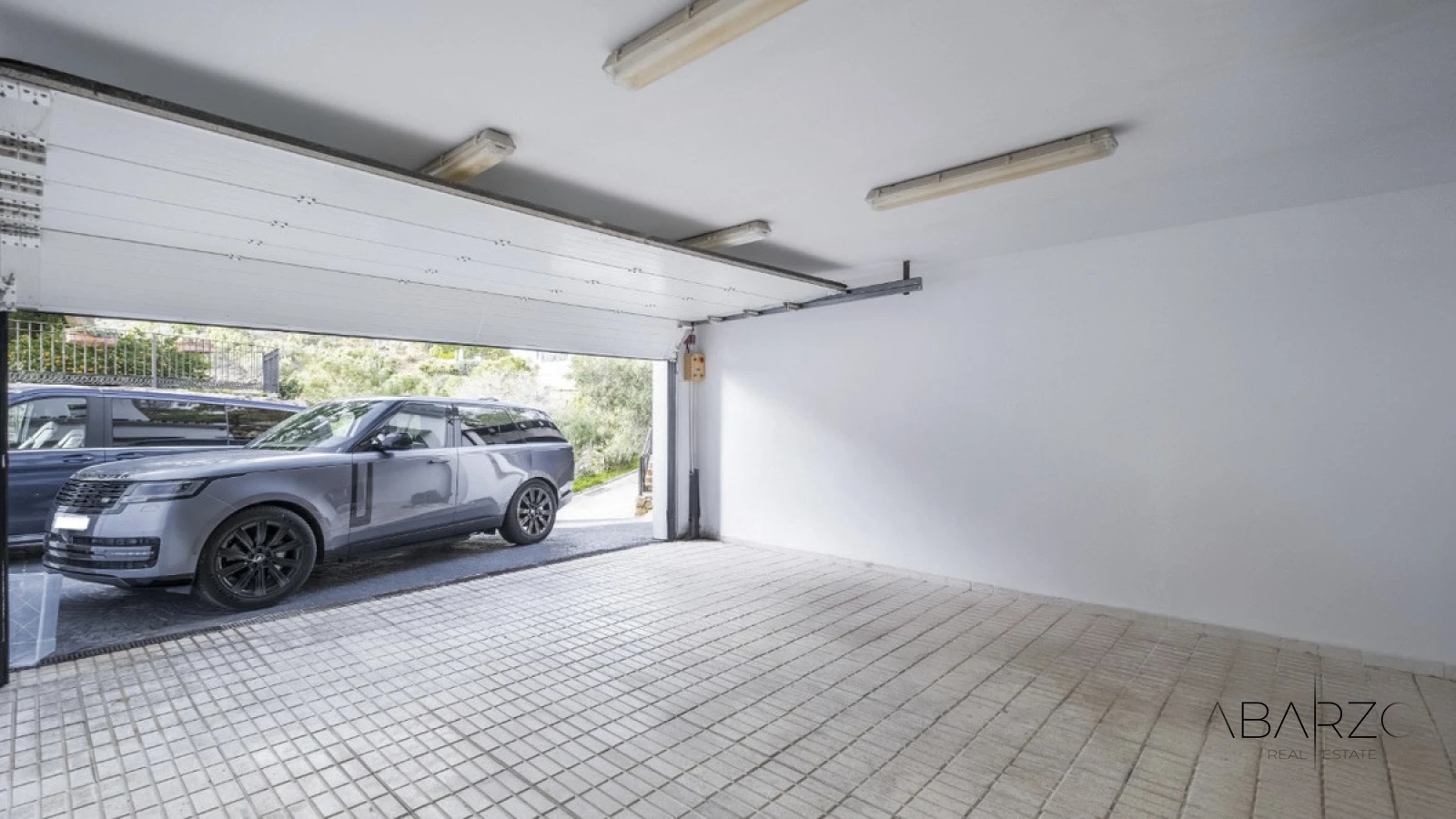 Exclusive villa in El Madroñal, Benahavís with sea and mountain views — interior, El Madroñal, Benahavís (45 of 46)