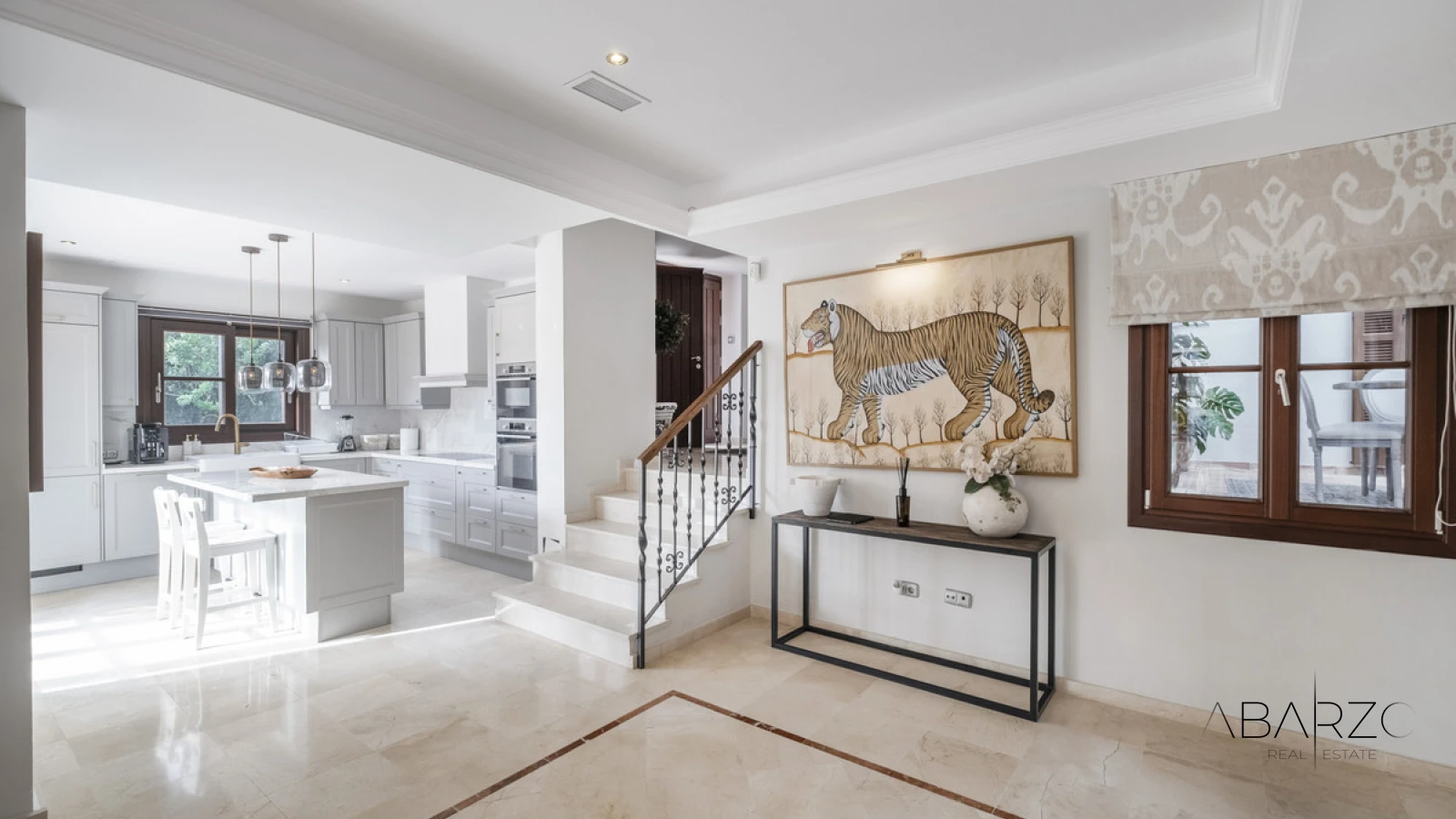 Exclusive villa in El Madroñal, Benahavís with sea and mountain views — interior, El Madroñal, Benahavís (13 of 46)