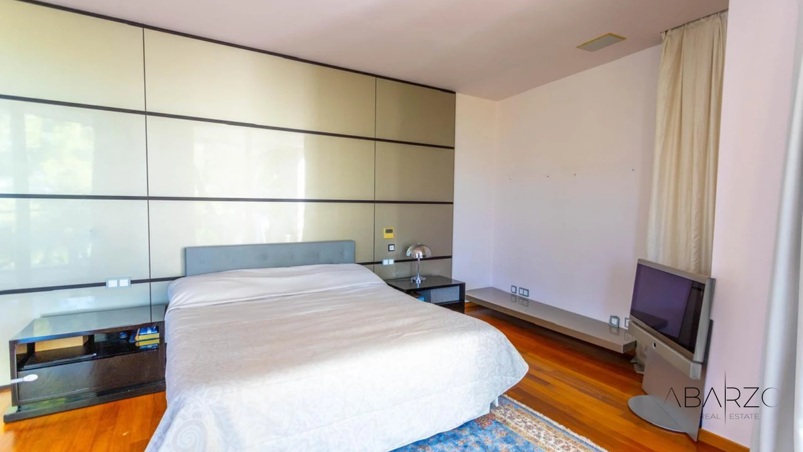 Corner Semi-Detached Villa with Panoramic Sea Views in Meisho Hills, Marbella — interior, Golden Mile, Marbella (22 of 32)