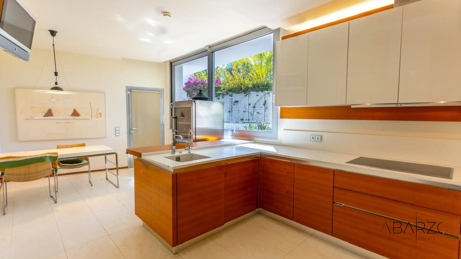 Corner Semi-Detached Villa with Panoramic Sea Views in Meisho Hills, Marbella — interior, Golden Mile, Marbella (5 of 32)