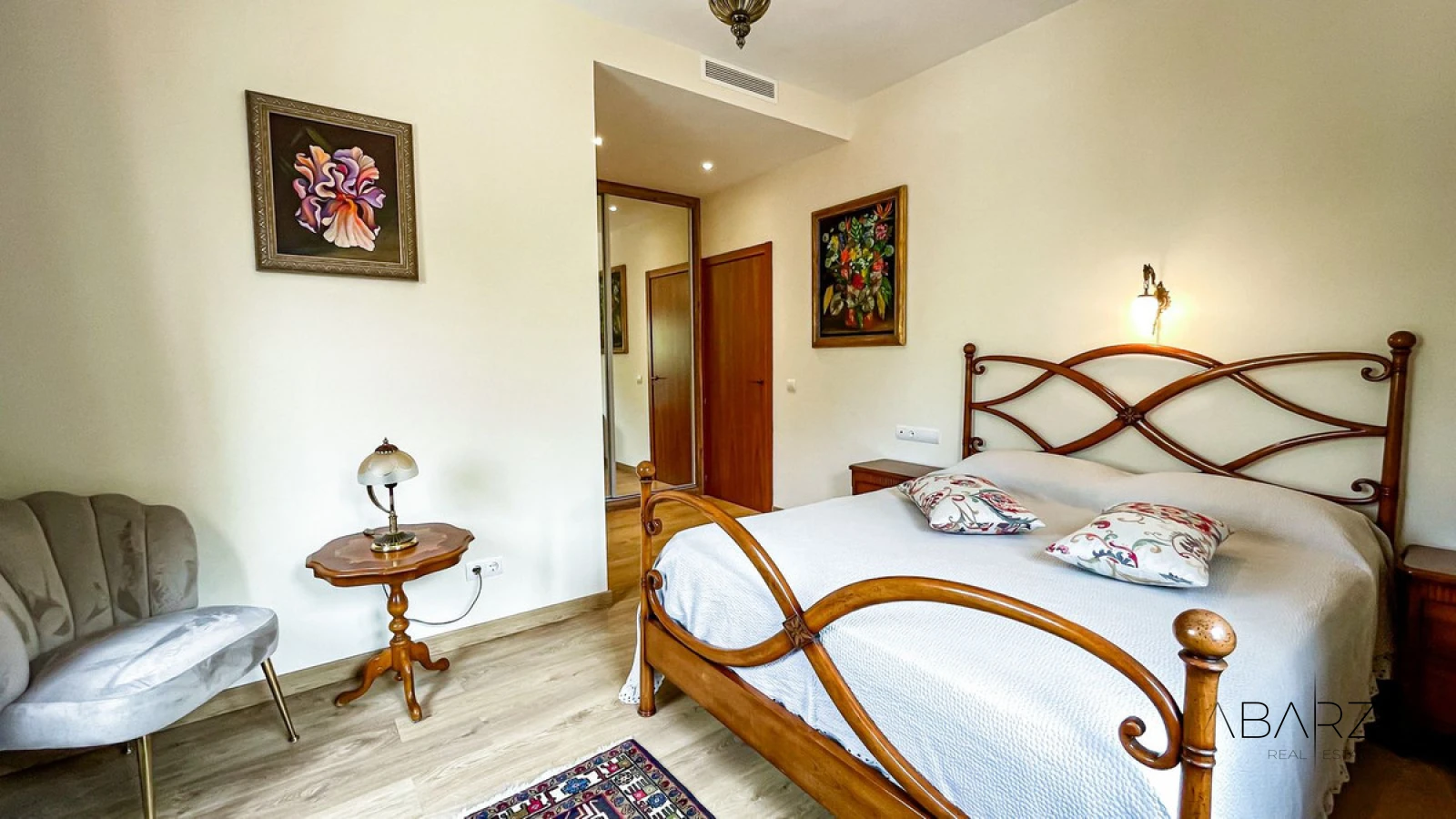 Sunny detached villa with sea views in El Rosario, Marbella — interior, Marbella East, Marbella (19 of 32)