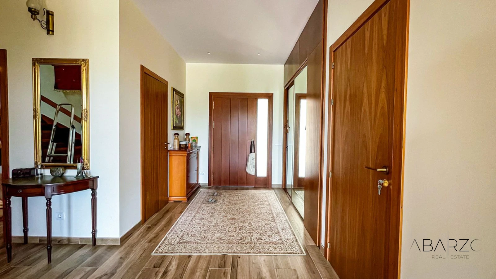 Sunny detached villa with sea views in El Rosario, Marbella — interior, Marbella East, Marbella (12 of 32)