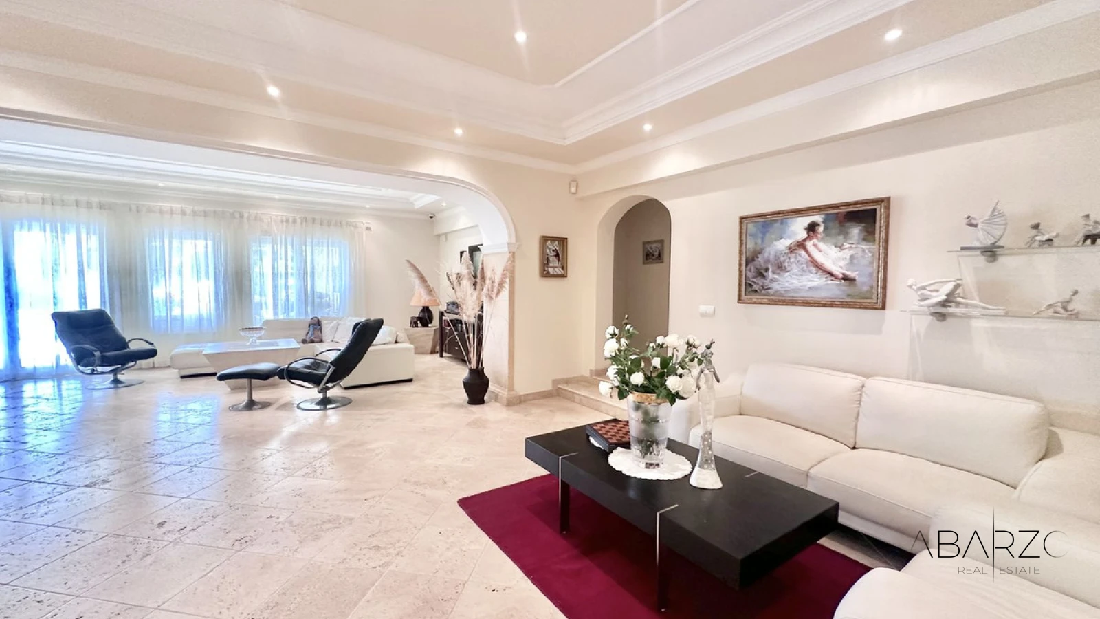 Large villa for sale in El Rosario with sea views and pool — interior, Marbella East, Marbella (3 of 49)