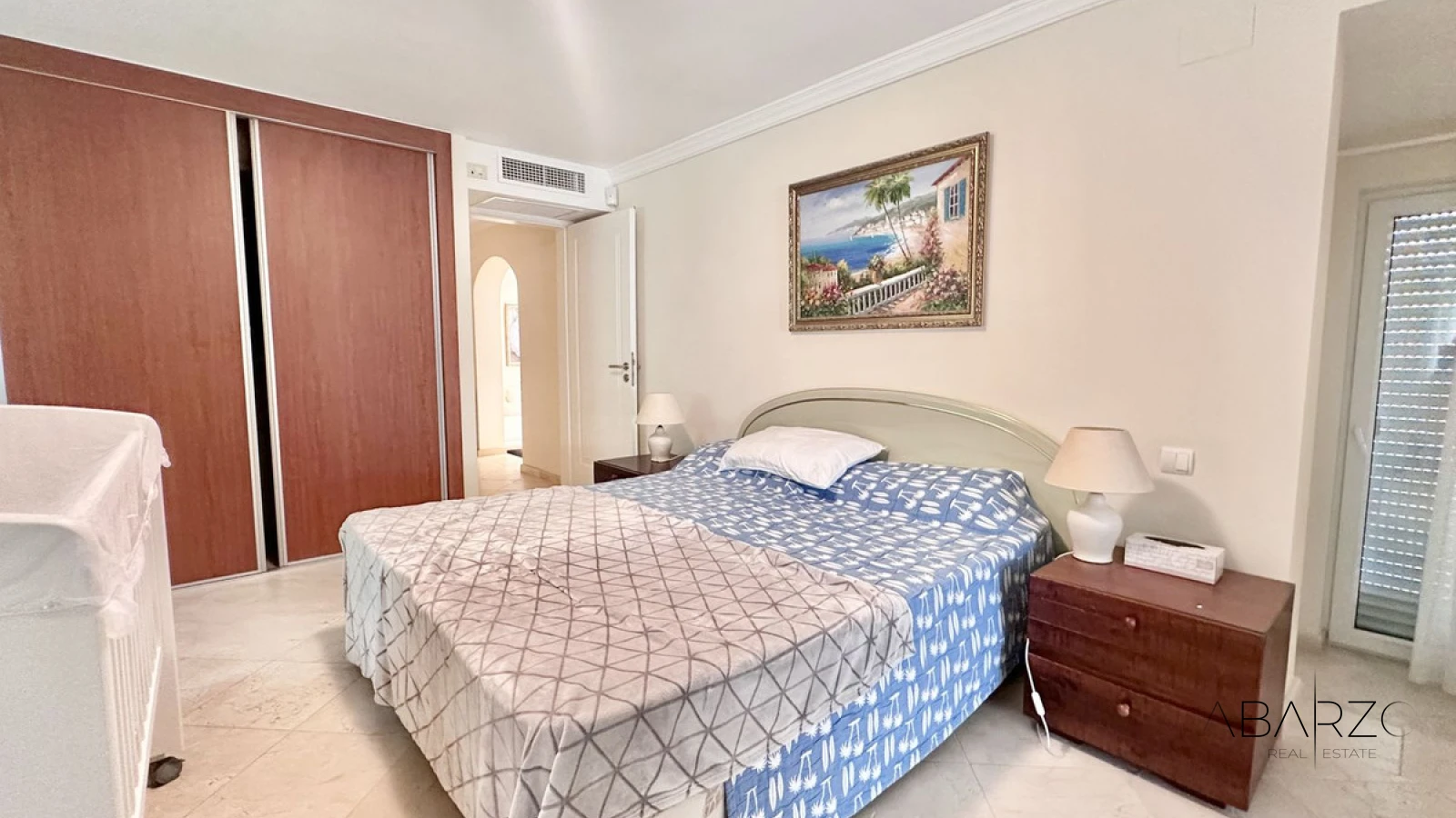 Large villa for sale in El Rosario with sea views and pool — interior, Marbella East, Marbella (46 of 49)