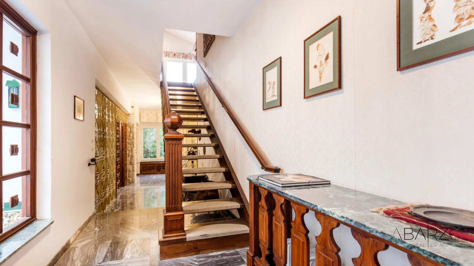 Frontline Beach Villa with Sea Views and Pool in Los Monteros, Marbella — interior, Marbella East, Marbella (13 of 24)