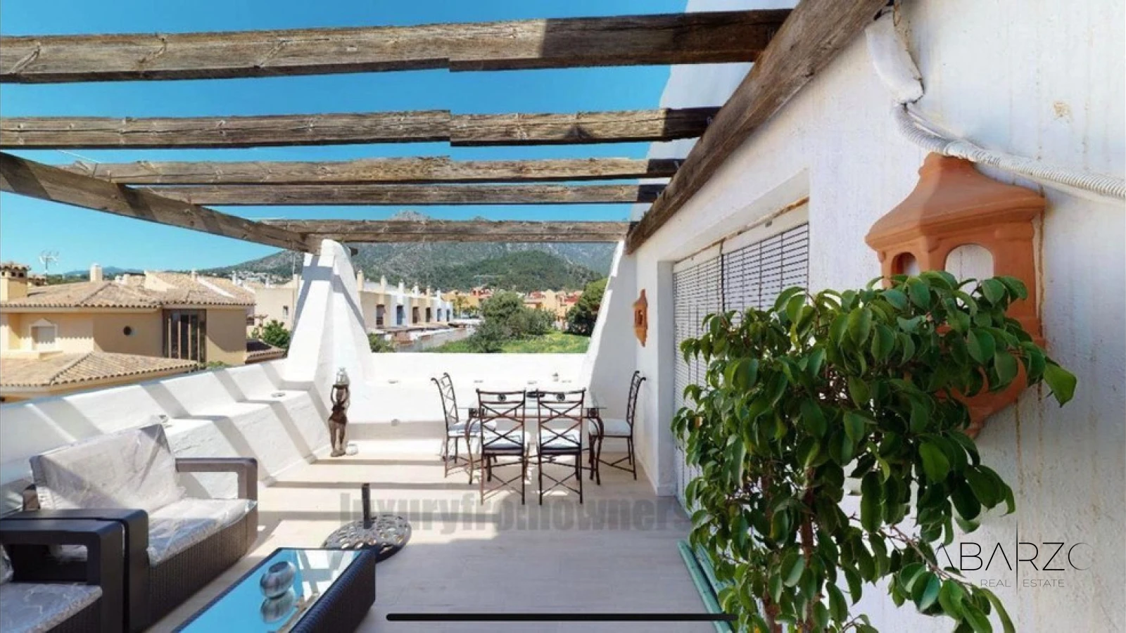 Semi-Detached Corner House with Sea & Mountain Views in Las Cancelas, Marbella — interior, Marbella Centro, Marbella (4 of 43)