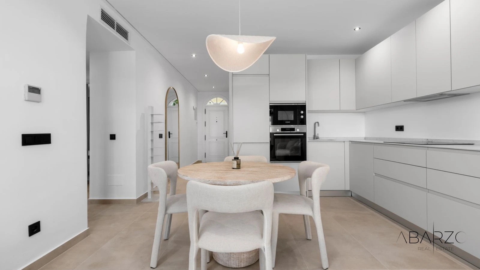Apartamento en planta baja con piscina en Aloha, Nueva Andalucía — interior, Nueva Andalucía, Marbella (7 of 22)