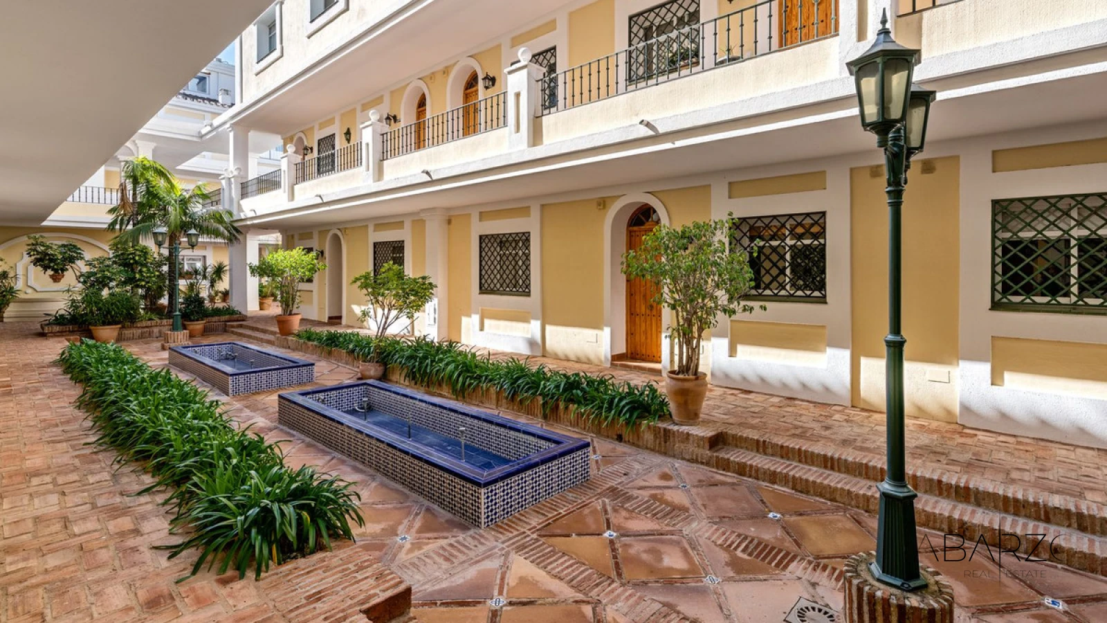 Apartamento en planta baja con piscina en Aloha, Nueva Andalucía — interior, Nueva Andalucía, Marbella (22 of 22)