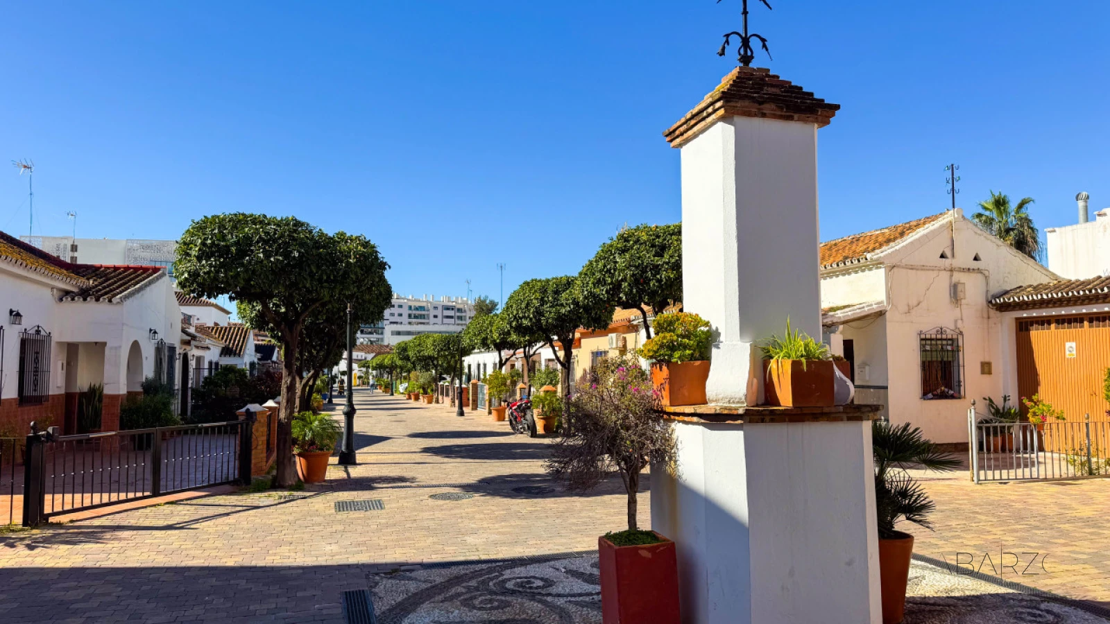 Traditional Andalusian house in Estepona old town with large terrace and investment potential — interior, Estepona Old Town, Estepona (27 of 28)
