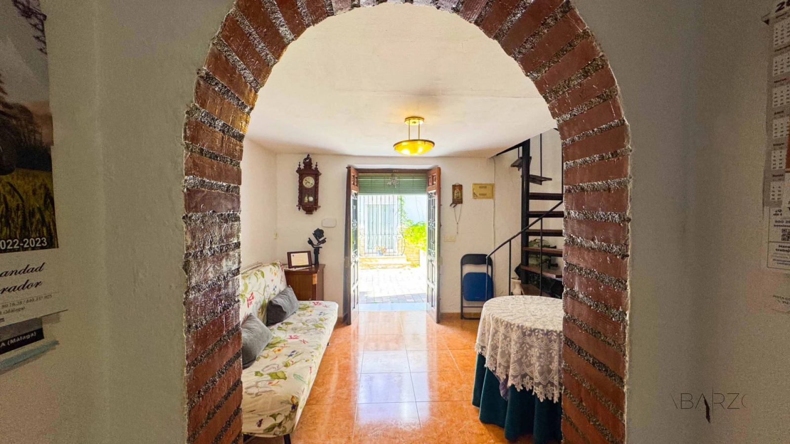 Traditional Andalusian house in Estepona old town with large terrace and investment potential — interior, Estepona Old Town, Estepona (8 of 28)