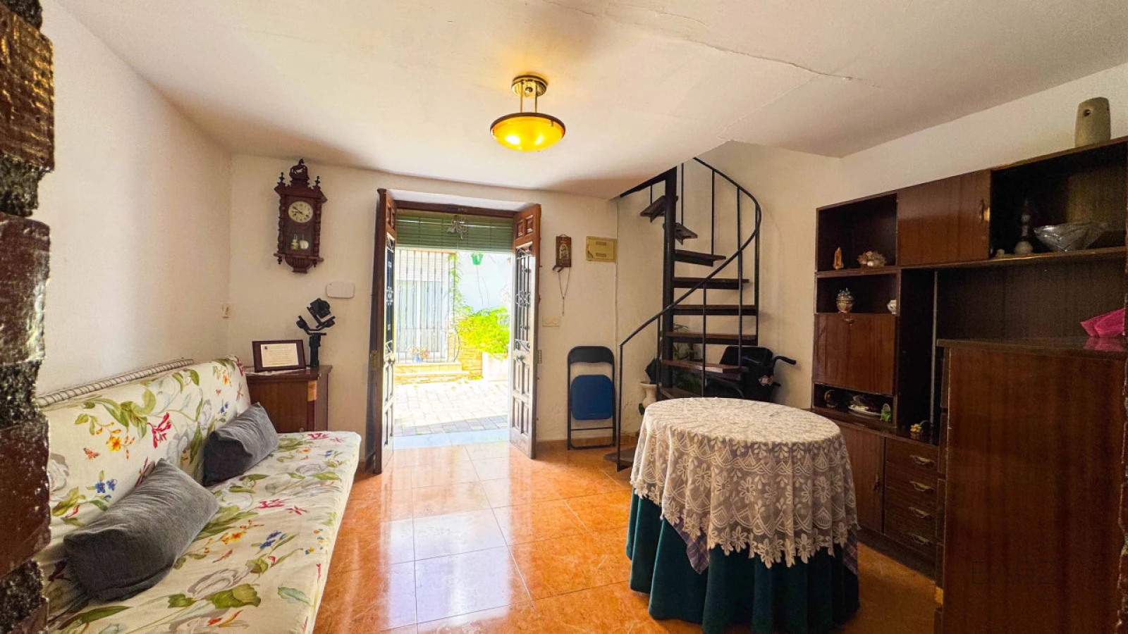 Traditional Andalusian house in Estepona old town with large terrace and investment potential — interior, Estepona Old Town, Estepona (6 of 28)