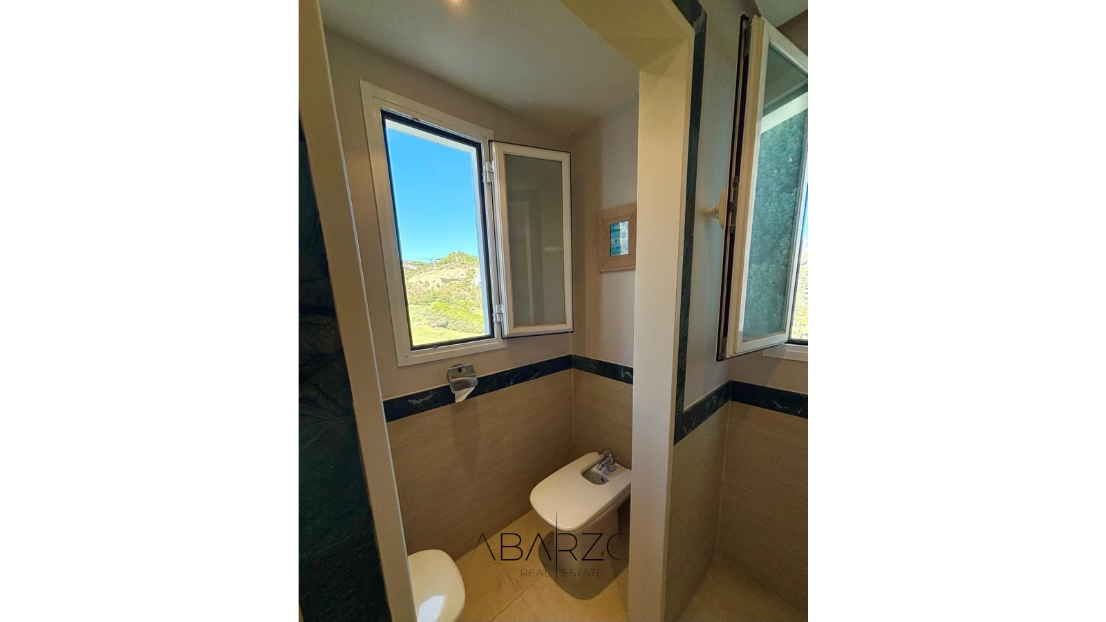 Top Floor 3-Bedroom Apartment in Altos de La Quinta with Spectacular Views — interior, La Quinta, Benahavís (20 of 29)
