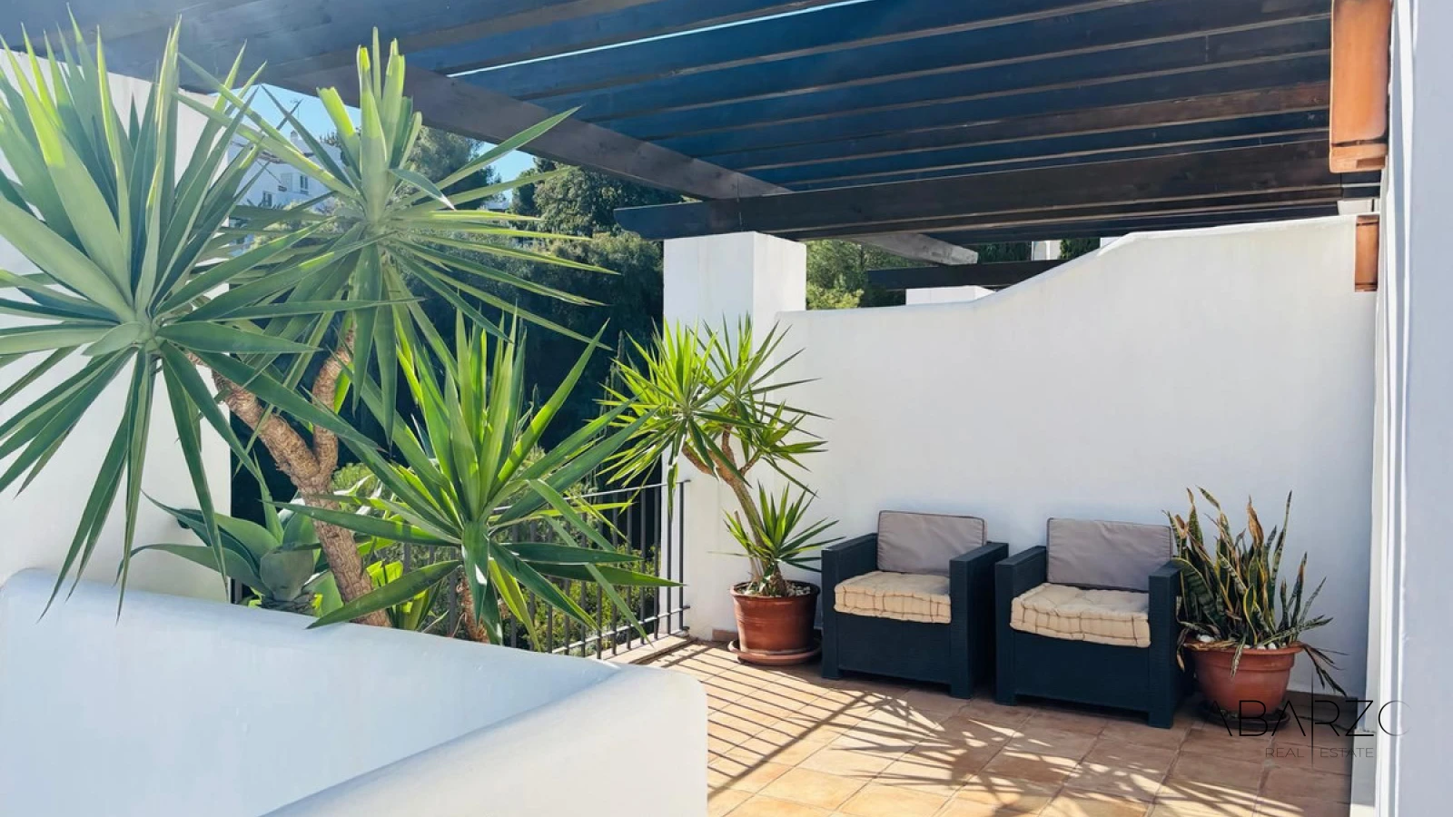 Top Floor 3-Bedroom Apartment in Altos de La Quinta with Spectacular Views — interior, La Quinta, Benahavís (14 of 29)